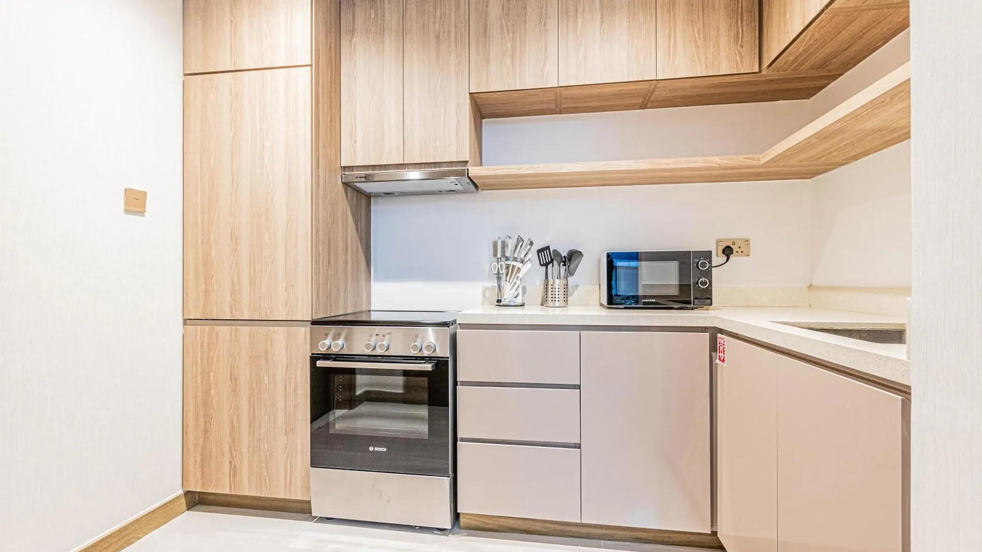 Modern Luxury 1Br Missoni Apt With Canal Panorama Dubai 0*,  United Arab Emirates