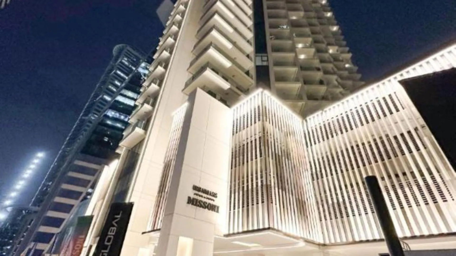 Modern Luxury 1Br Missoni Apt With Canal Panorama Dubai