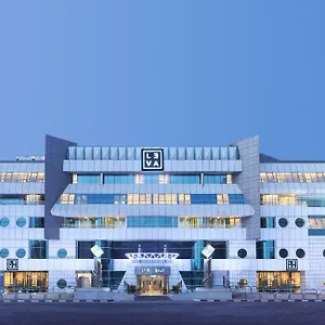 4* Apartmanhotel Leva And Suites, Opposite Downtown